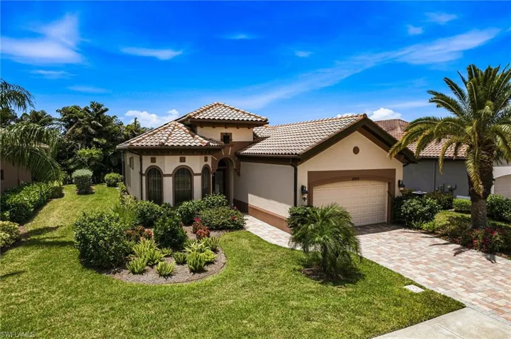 Beautifully maintained home in a desirable Naples community