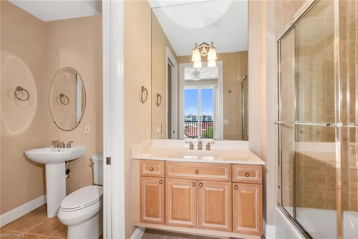 700 La Peninsula Blvd 603, Naples, Florida 34113