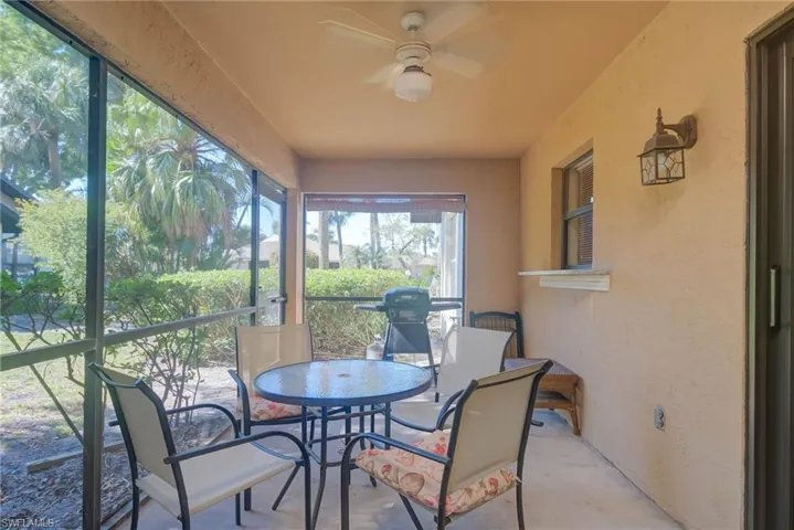 Screened in patio with ceiling fan
