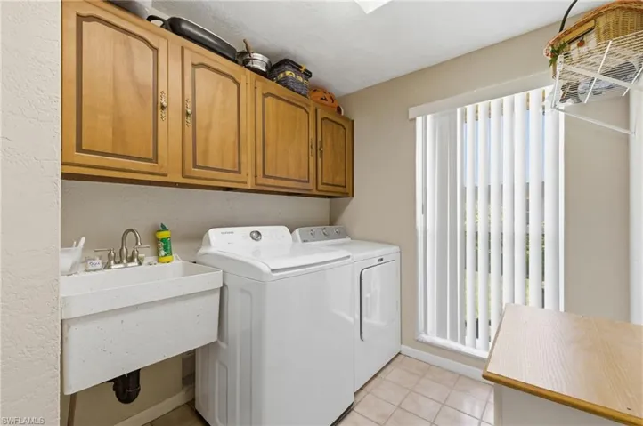1335 Whiskey Creek Dr, Fort Myers, Florida 33919
