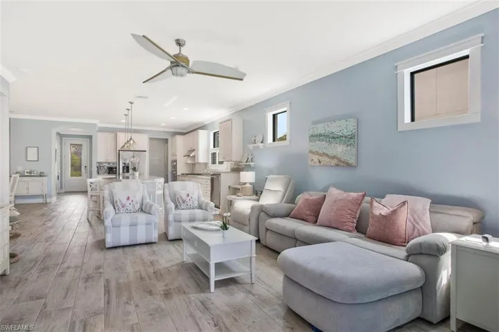 Living room to Kitchen