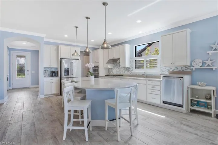 10 ft Kitchen Island