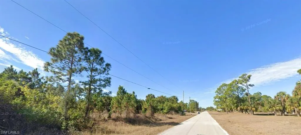 1048 Kanuga St E, Lehigh Acres, Florida 33974