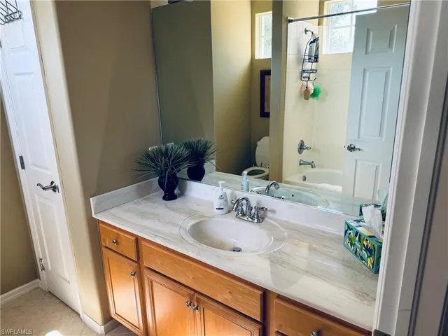 12854  Carrington  CIR, Naples, FL 34105