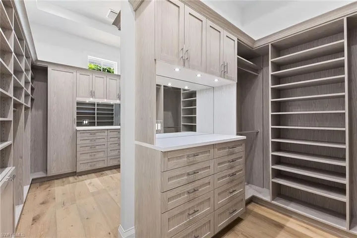 2131 Marina Dr, Naples, Florida 34102