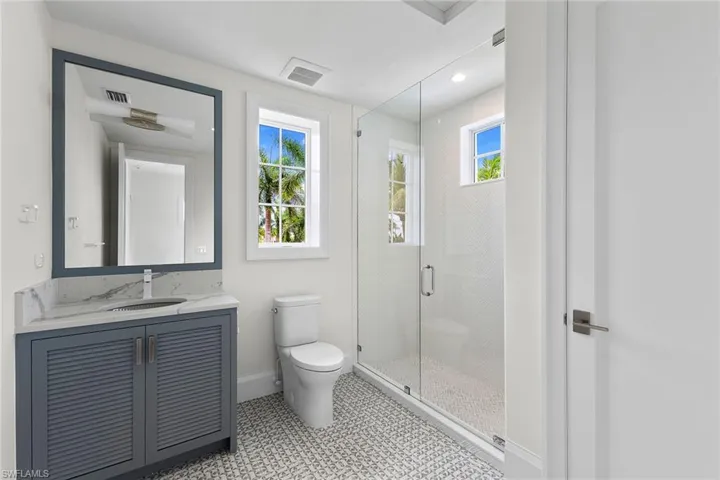 2131 Marina Dr, Naples, Florida 34102