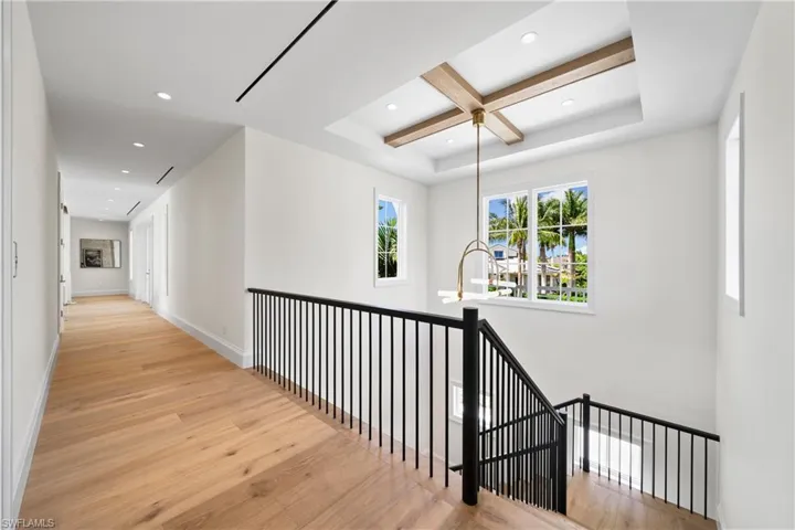 2131 Marina Dr, Naples, Florida 34102
