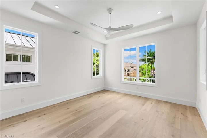2131 Marina Dr, Naples, Florida 34102