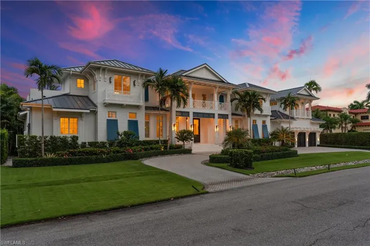 2131 Marina Dr, Naples, Florida 34102