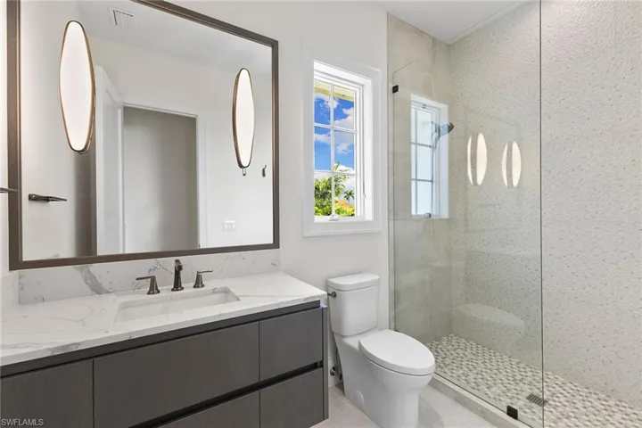 2131 Marina Dr, Naples, Florida 34102