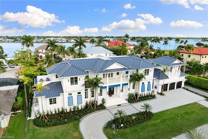 2131 Marina Dr, Naples, Florida 34102