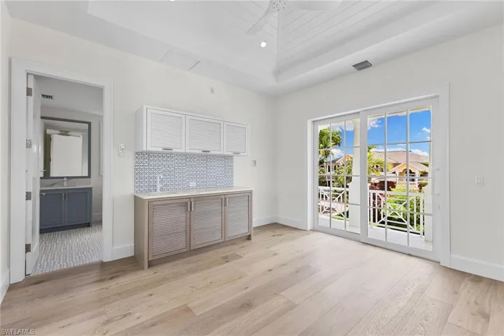 2131 Marina Dr, Naples, Florida 34102
