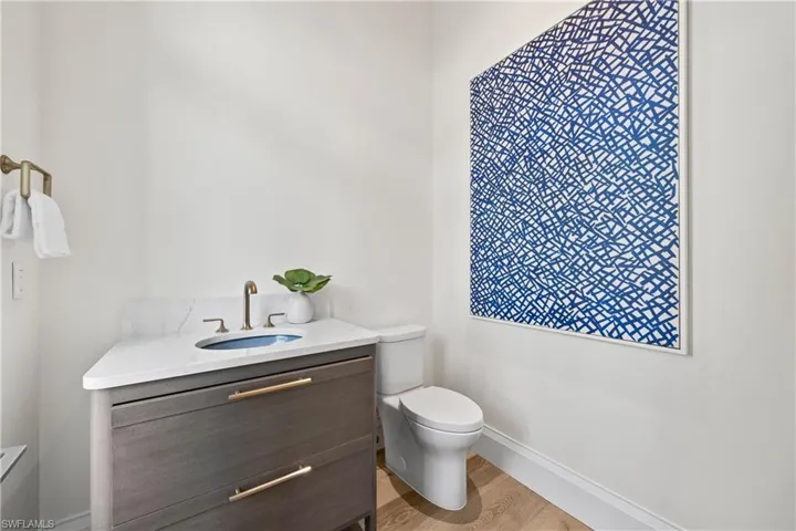 2131 Marina Dr, Naples, Florida 34102