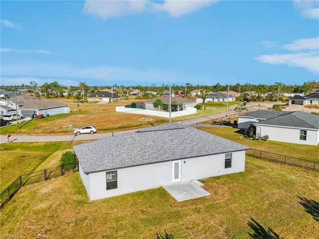 1044 Ne 43rd Ter, Cape Coral Fl 33909