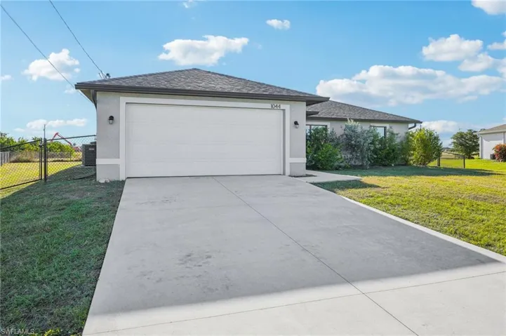 1044 Ne 43rd Ter, Cape Coral Fl 33909