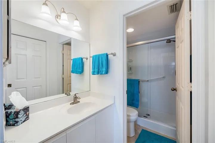 5716  Deauville  CIR, Naples, FL 34112