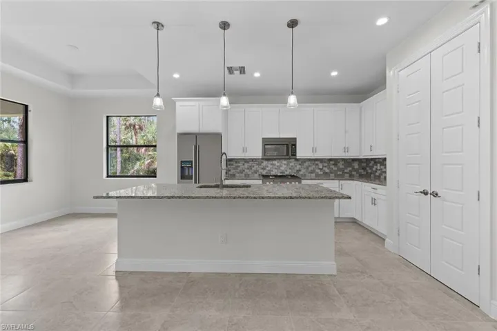 3341  12th SE AVE, Naples, FL 34117