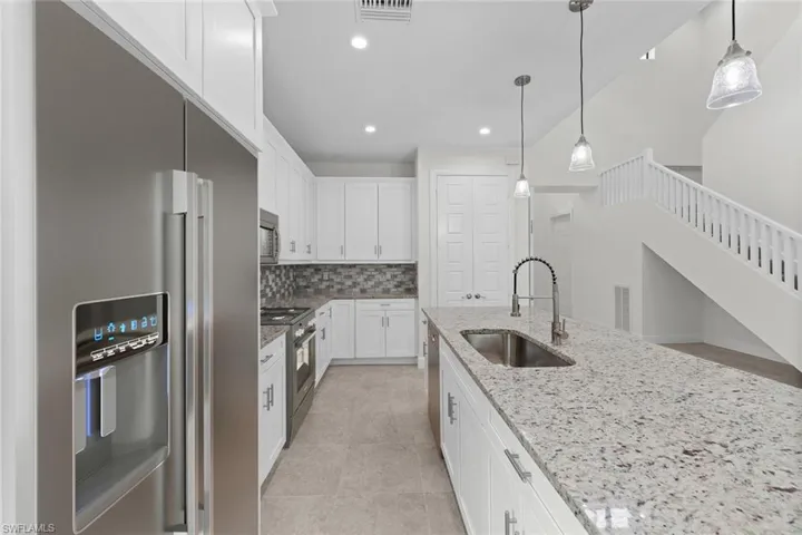 3341  12th SE AVE, Naples, FL 34117