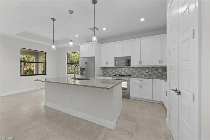 3341  12th SE AVE, Naples, FL 34117