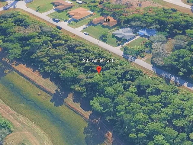 933 Asther St E, Lehigh Acres, Florida 33974