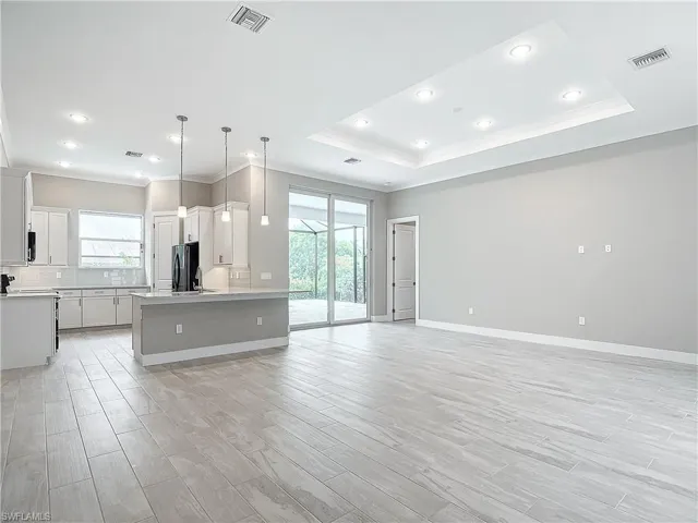 4639  Flamingo  DR, Naples, FL 34104