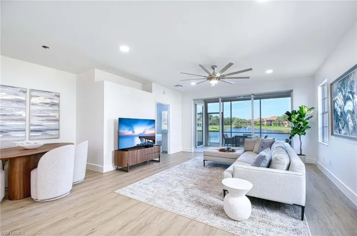 5701  Heron  LN, Naples, FL 34110