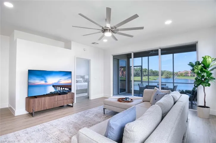 5701  Heron  LN, Naples, FL 34110