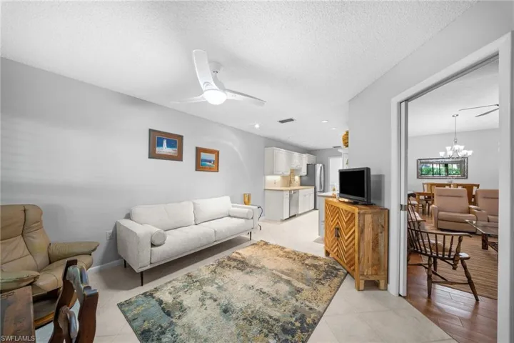 13264 Tall Pine Cir, Fort Myers, Florida 33907
