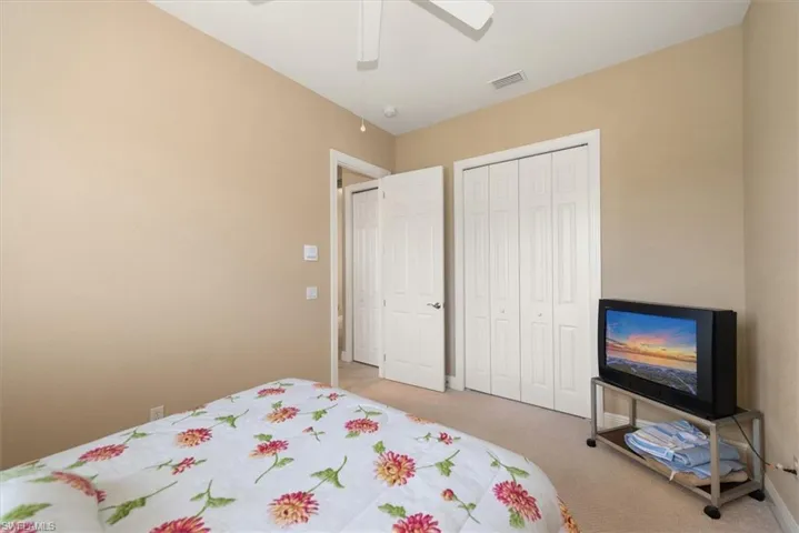 Guest bedroom 2