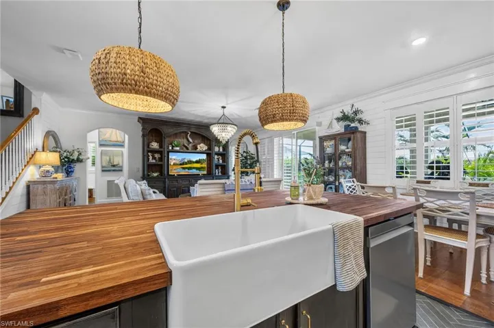 16037 Palmetto Prairie Dr, Alva, Florida 33920