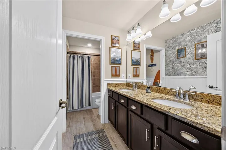 16037 Palmetto Prairie Dr, Alva, Florida 33920
