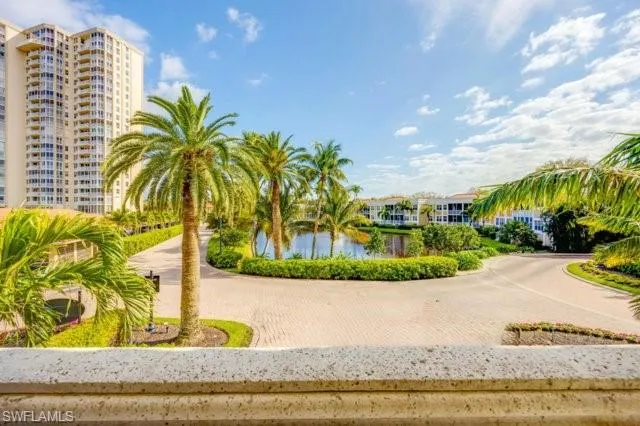 6573  Marissa  LOOP, Naples, FL 34108