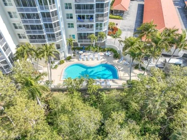 6573  Marissa  LOOP, Naples, FL 34108
