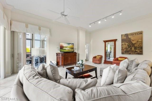 6573  Marissa  LOOP, Naples, FL 34108