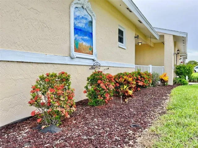 2314 Se 18th Pl, Cape Coral, Florida 33990