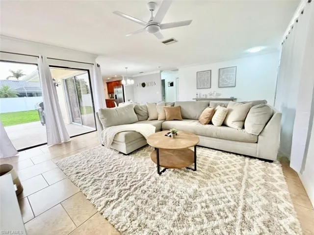 2314 Se 18th Pl, Cape Coral, Florida 33990