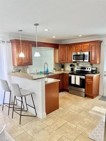 2314 Se 18th Pl, Cape Coral, Florida 33990