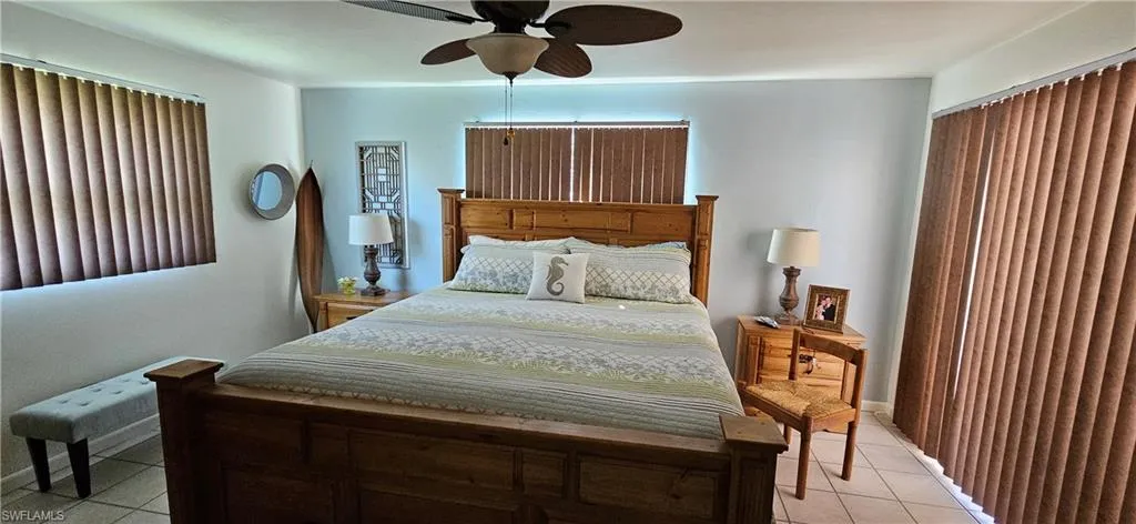 4912 SW 9th PL, CAPE CORAL FL 33914