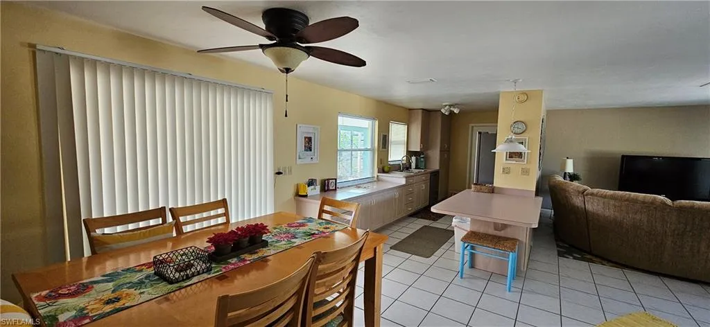 4912 SW 9th PL, CAPE CORAL FL 33914