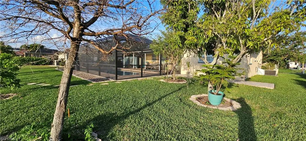4912 SW 9th PL, CAPE CORAL FL 33914