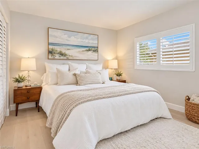 2346 River Reach Dr, Naples, Florida 34104