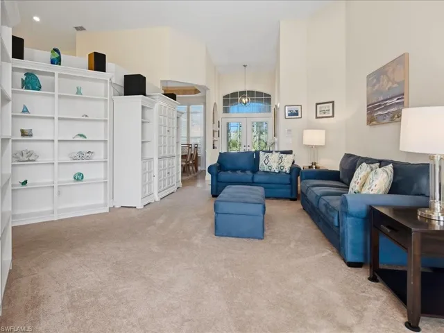 6670 Huntley Ln N, Naples, Florida 34104