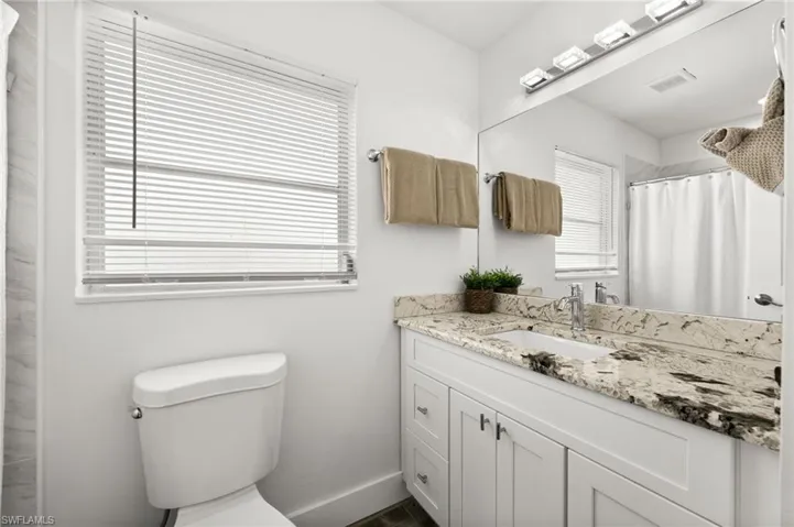 2nd Full Bath / Guest Bath