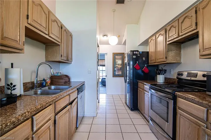 1817 Ne Van Loon Ter, Cape Coral, Florida 33909