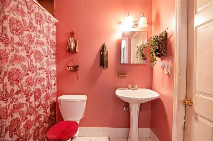 1817 Ne Van Loon Ter, Cape Coral, Florida 33909