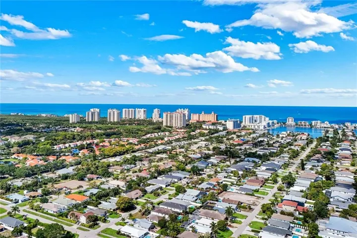 668 93rd Ave N, Naples, Florida 34108
