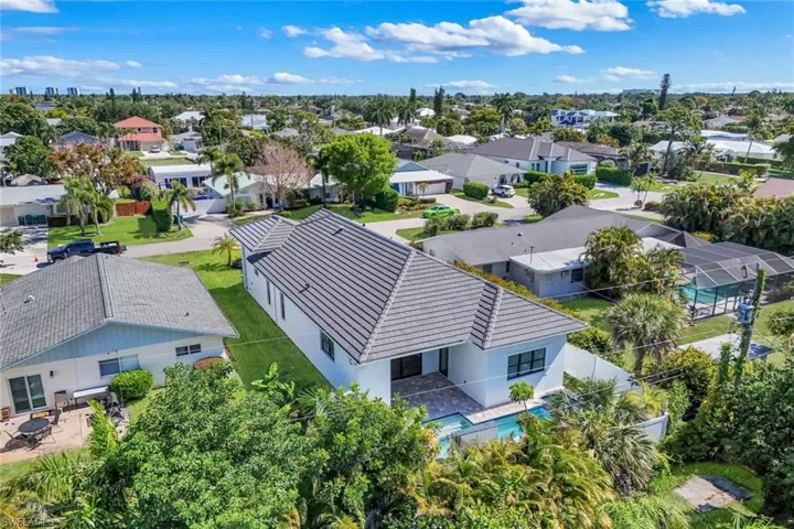 668 93rd Ave N, Naples, Florida 34108