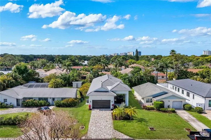 668 93rd Ave N, Naples, Florida 34108