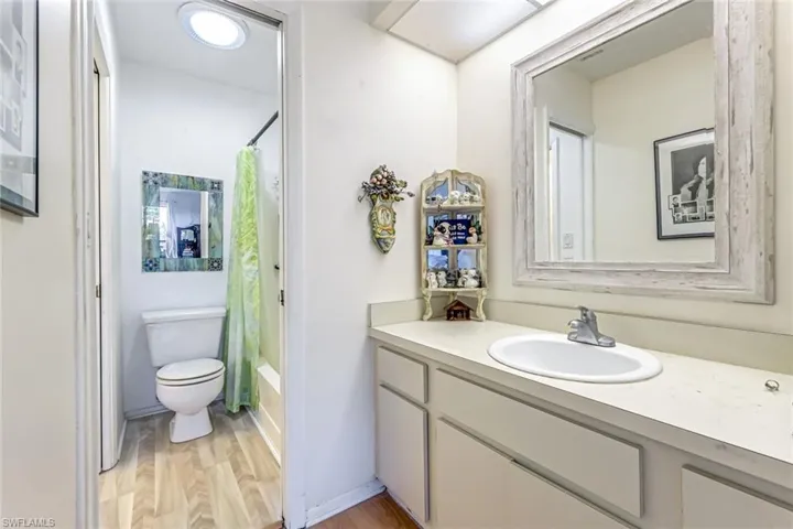 13532 Siesta Pines Ct 5, Fort Myers, Florida 33908