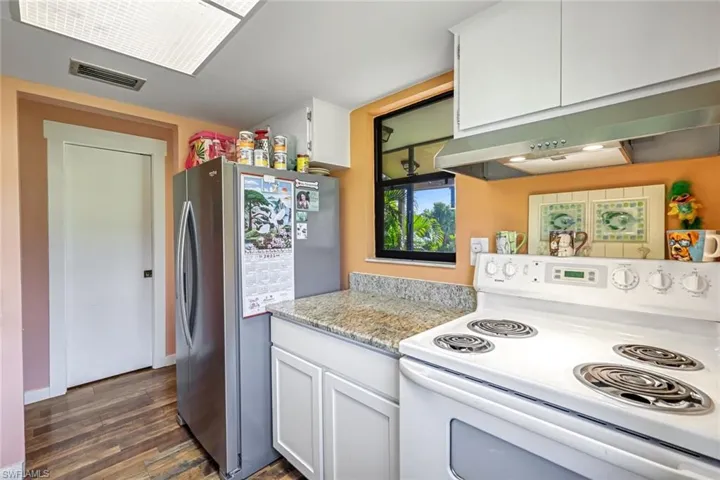 13532 Siesta Pines Ct 5, Fort Myers, Florida 33908